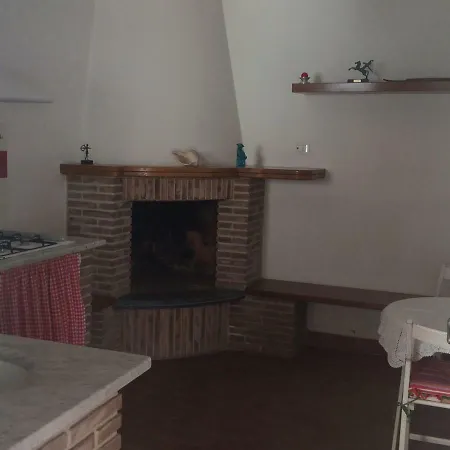 Casa Dell'ulivo Antico Tatil Evi